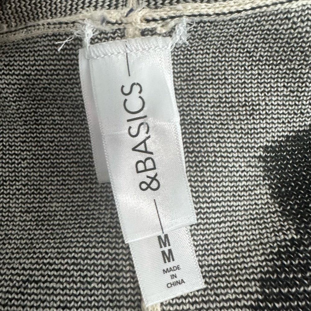 &Basic Cream Black Cardigan- Medium - Preloved - image 5